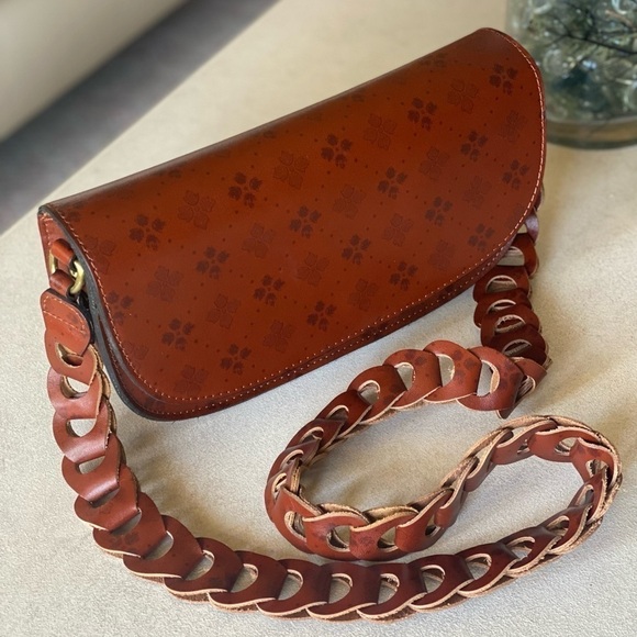 Patricia Nash Chelsea Chainlink Crossbody Signature Floret Print Minimal… - Picture 13 of 15